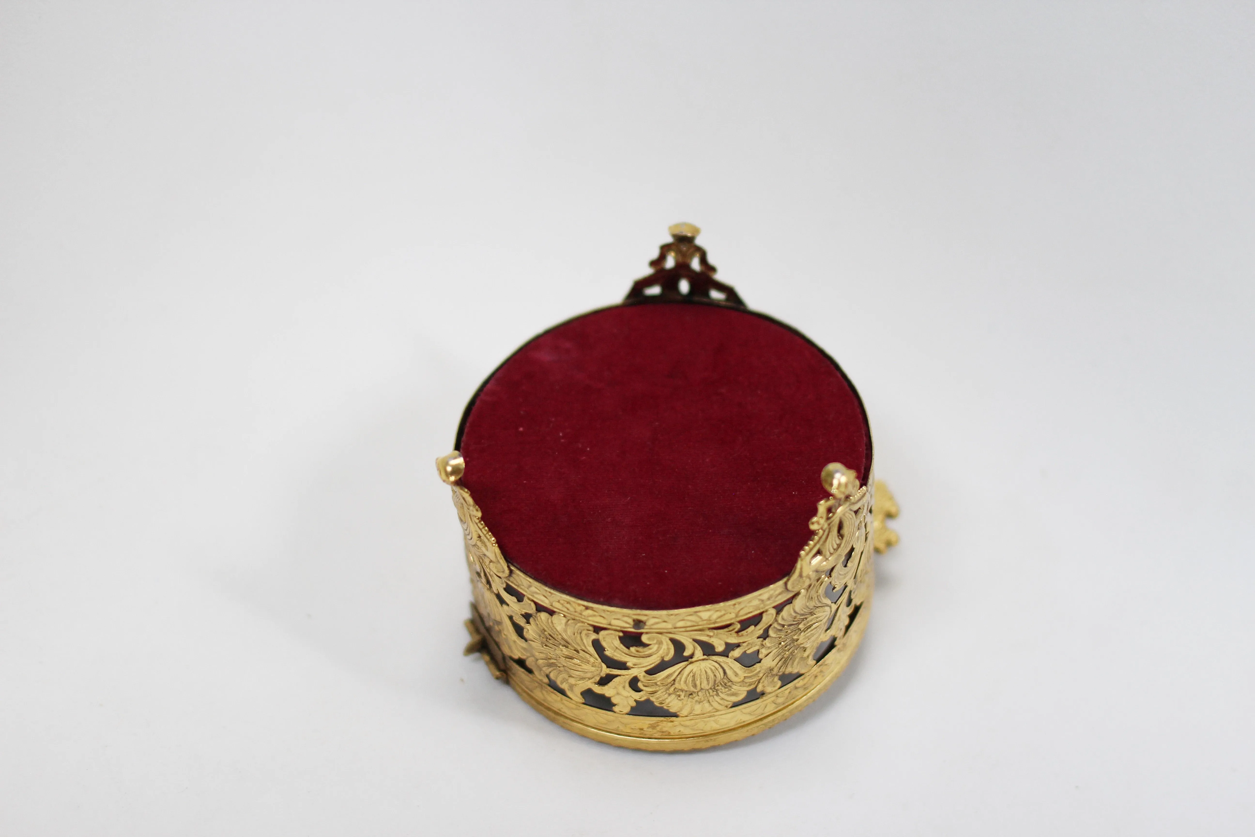 Antique Floral Gold Filigree Jewelry Box