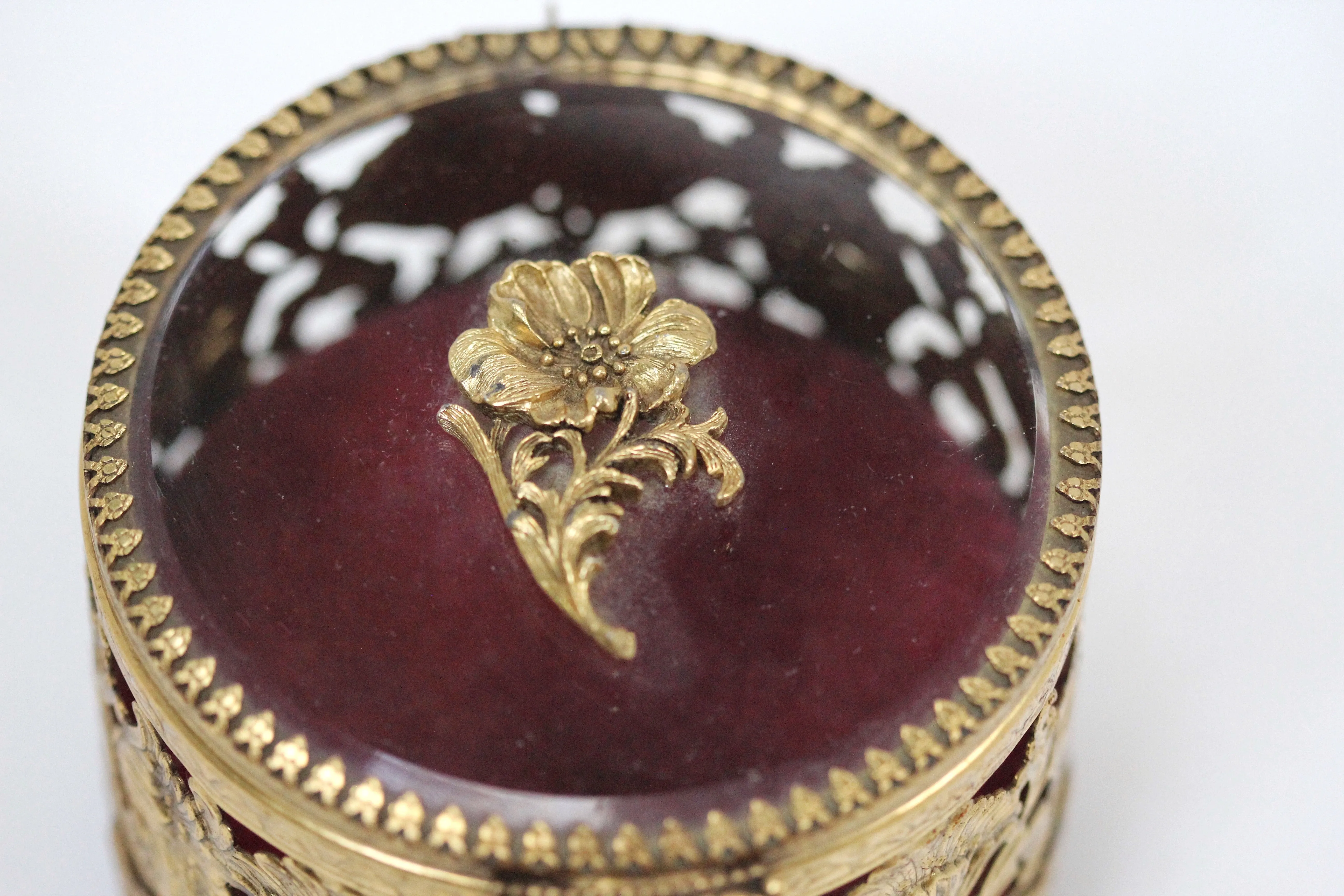 Antique Floral Gold Filigree Jewelry Box