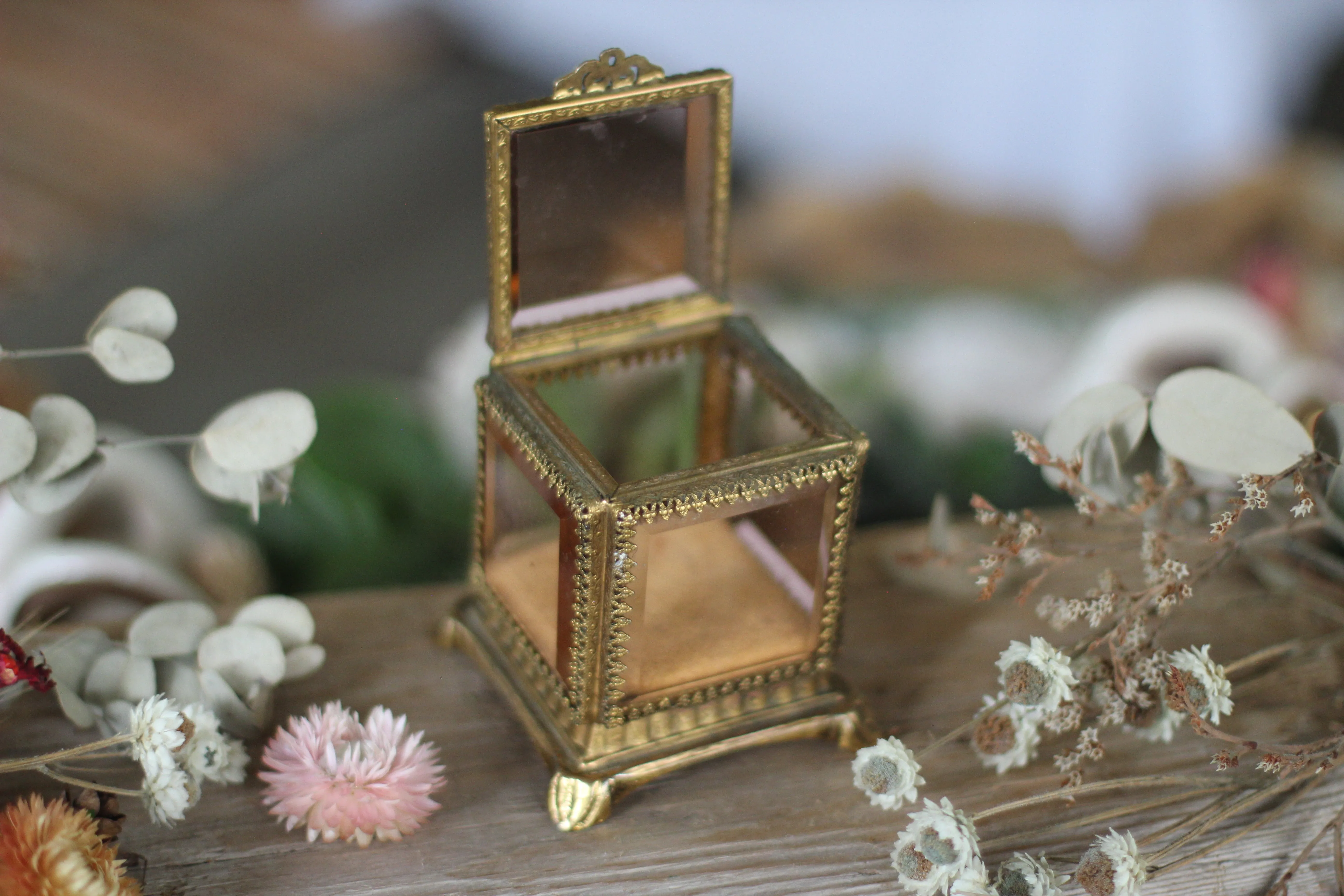 Antique French Victorian Amber Glass Jewelry Box