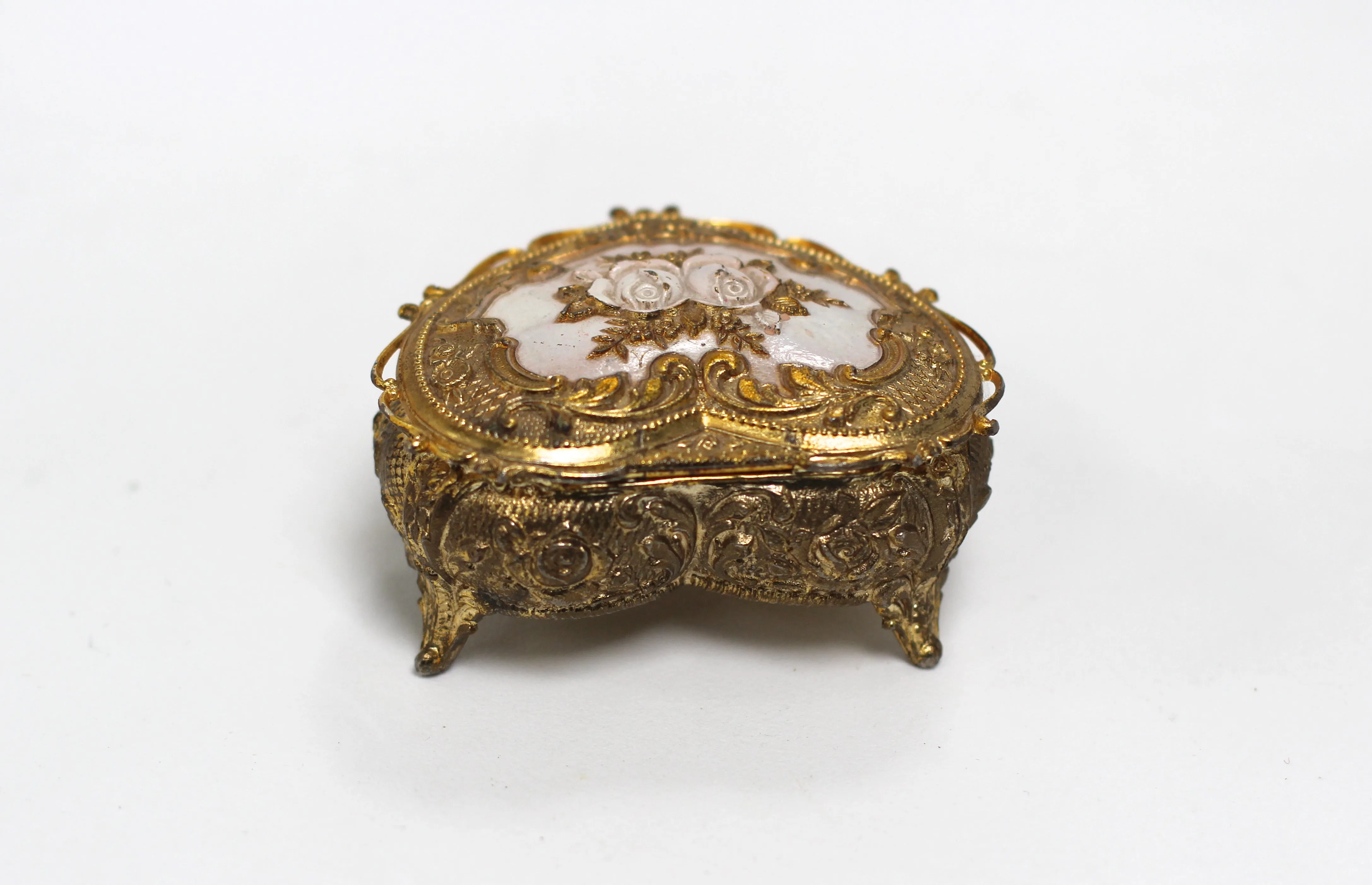 Antique Heart Shaped Gold White Jewelry Box