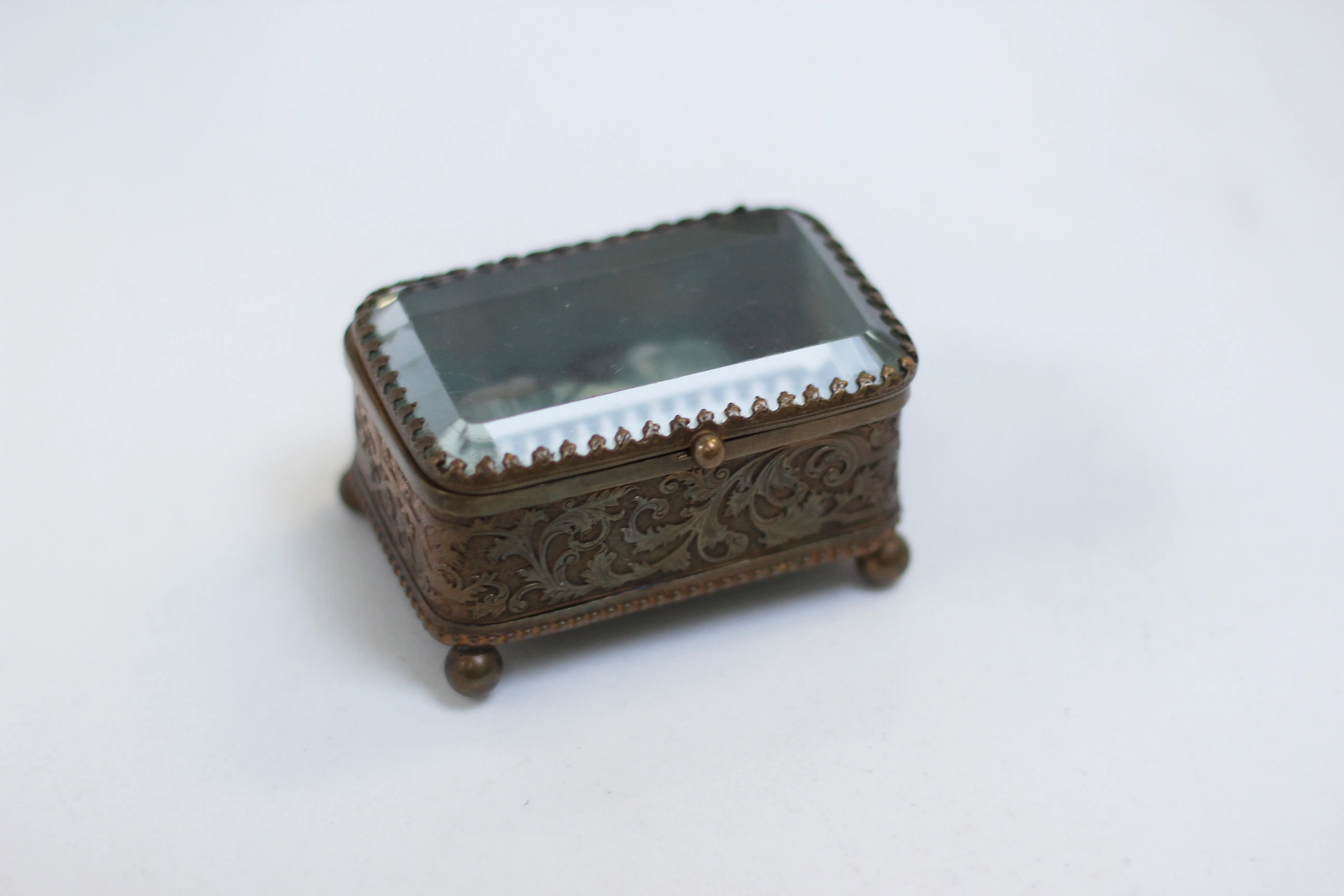 Antique Small blue tuft Jewelry Box