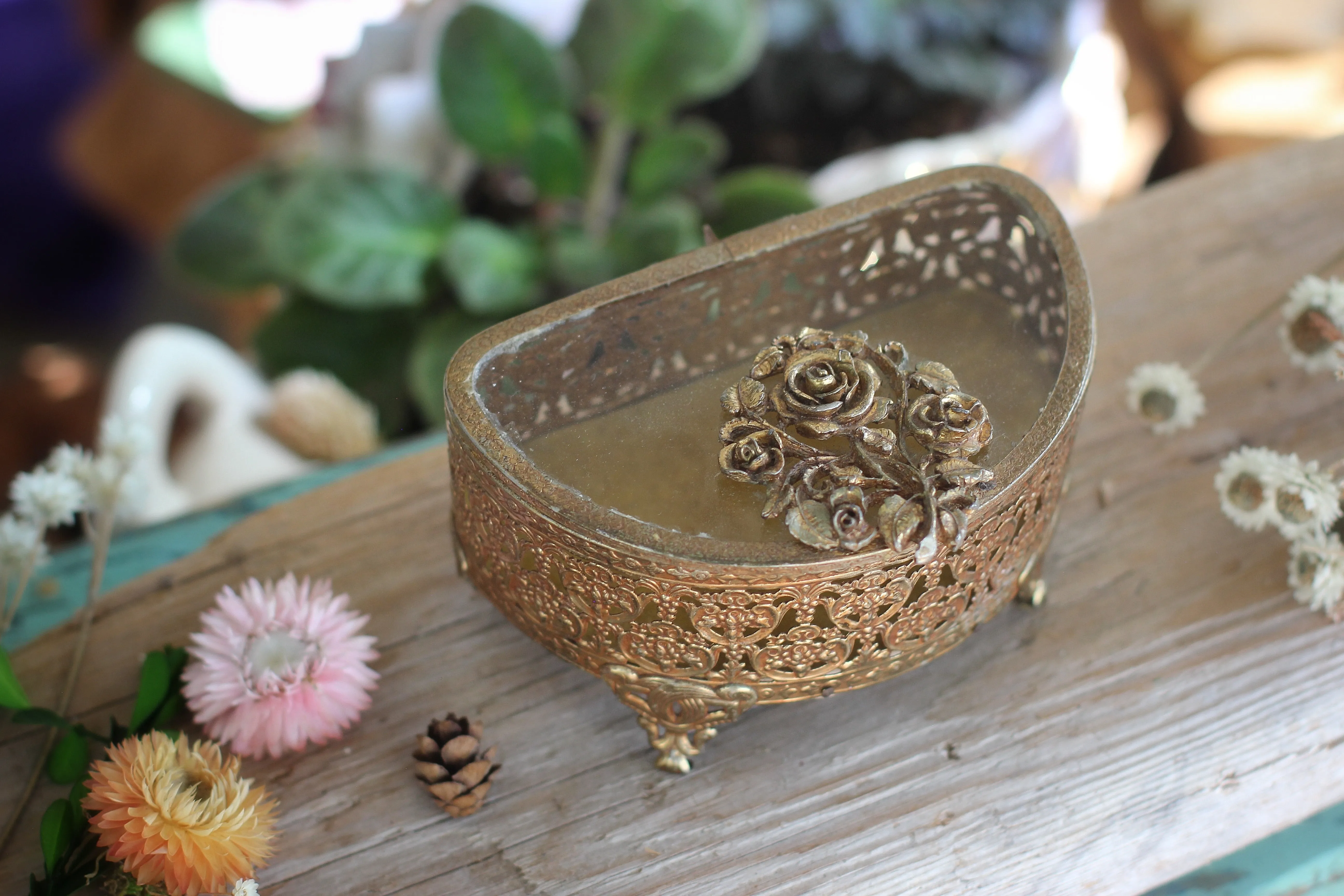 Antique Stylebuilt Floral Jewelry Box