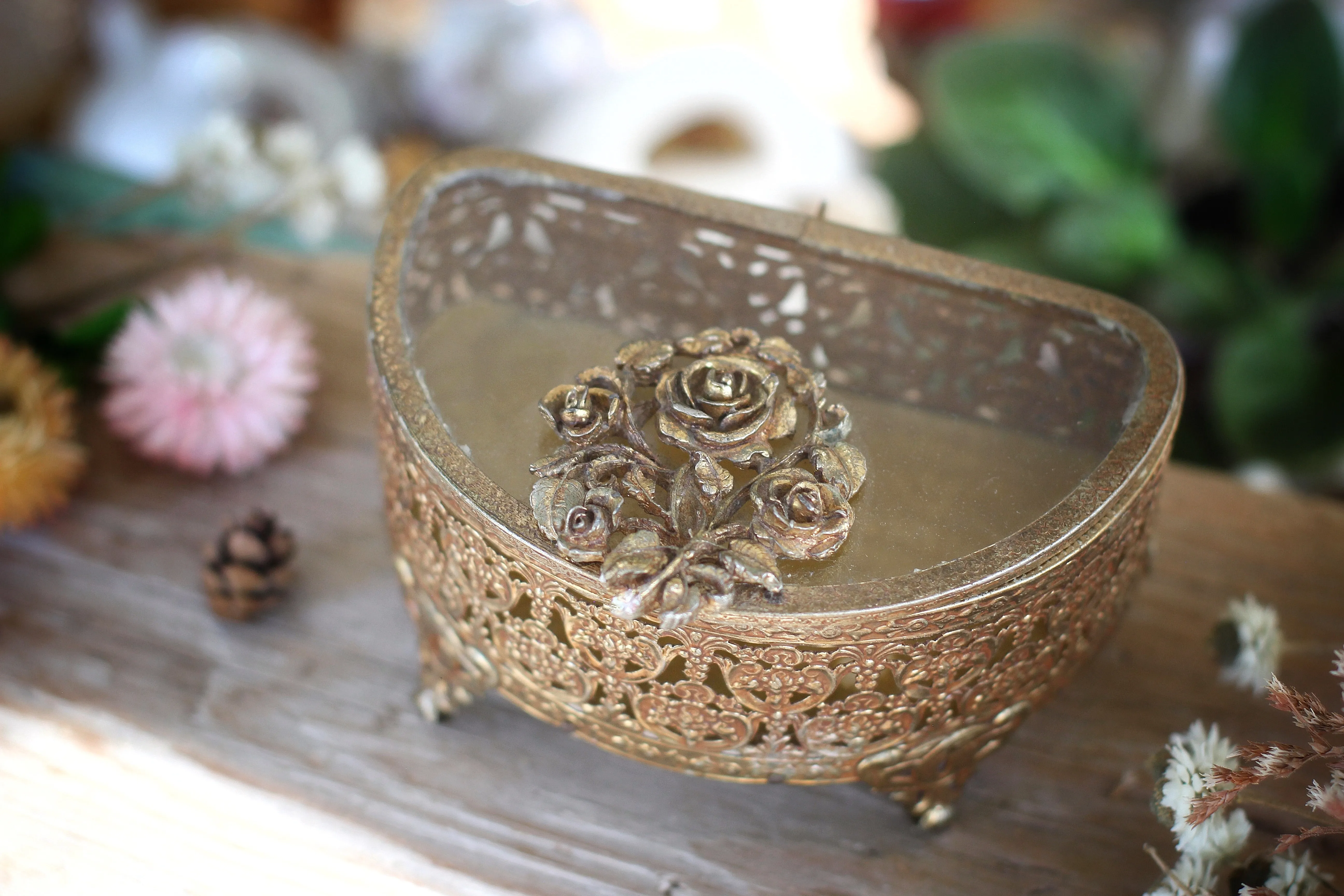 Antique Stylebuilt Floral Jewelry Box