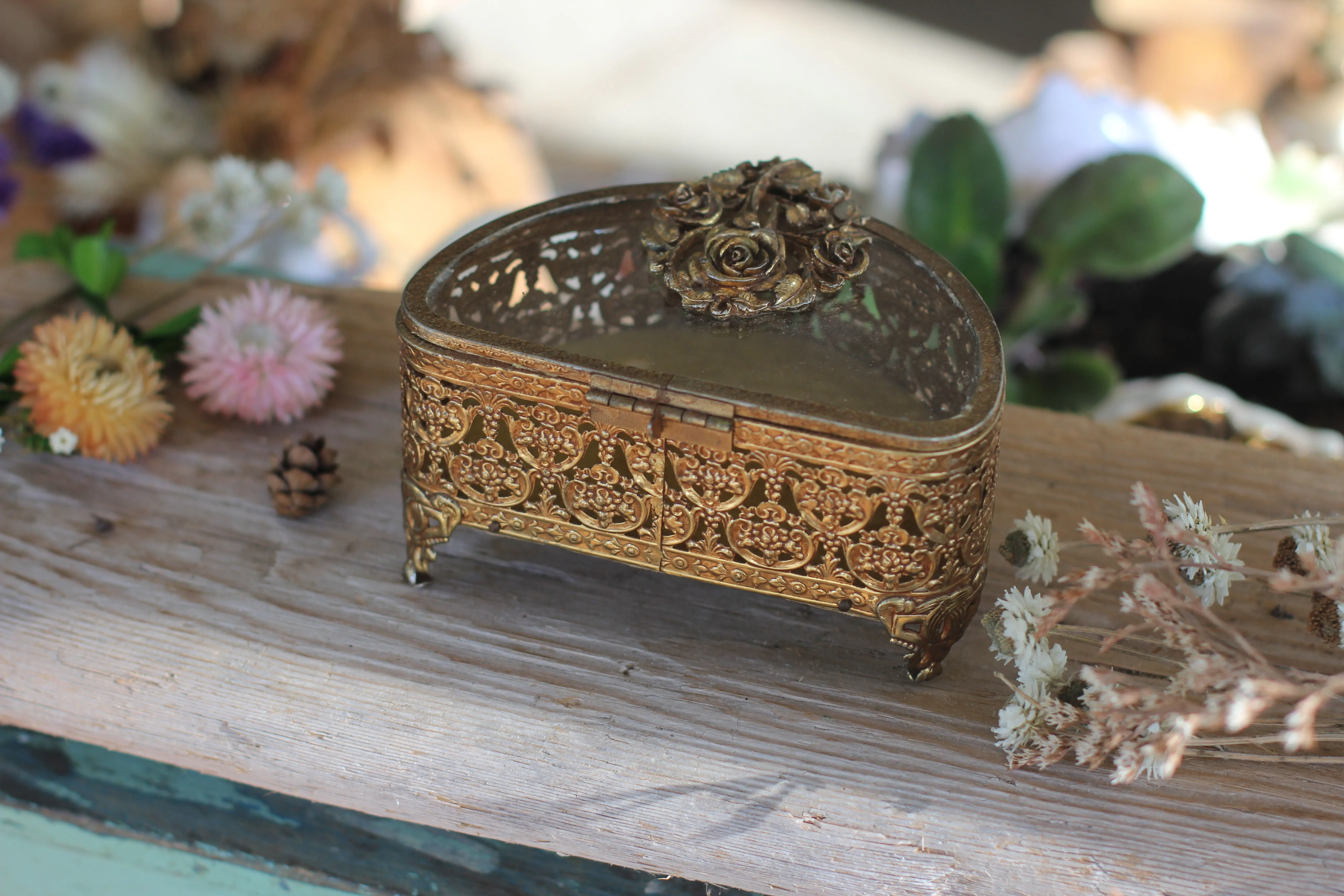 Antique Stylebuilt Floral Jewelry Box