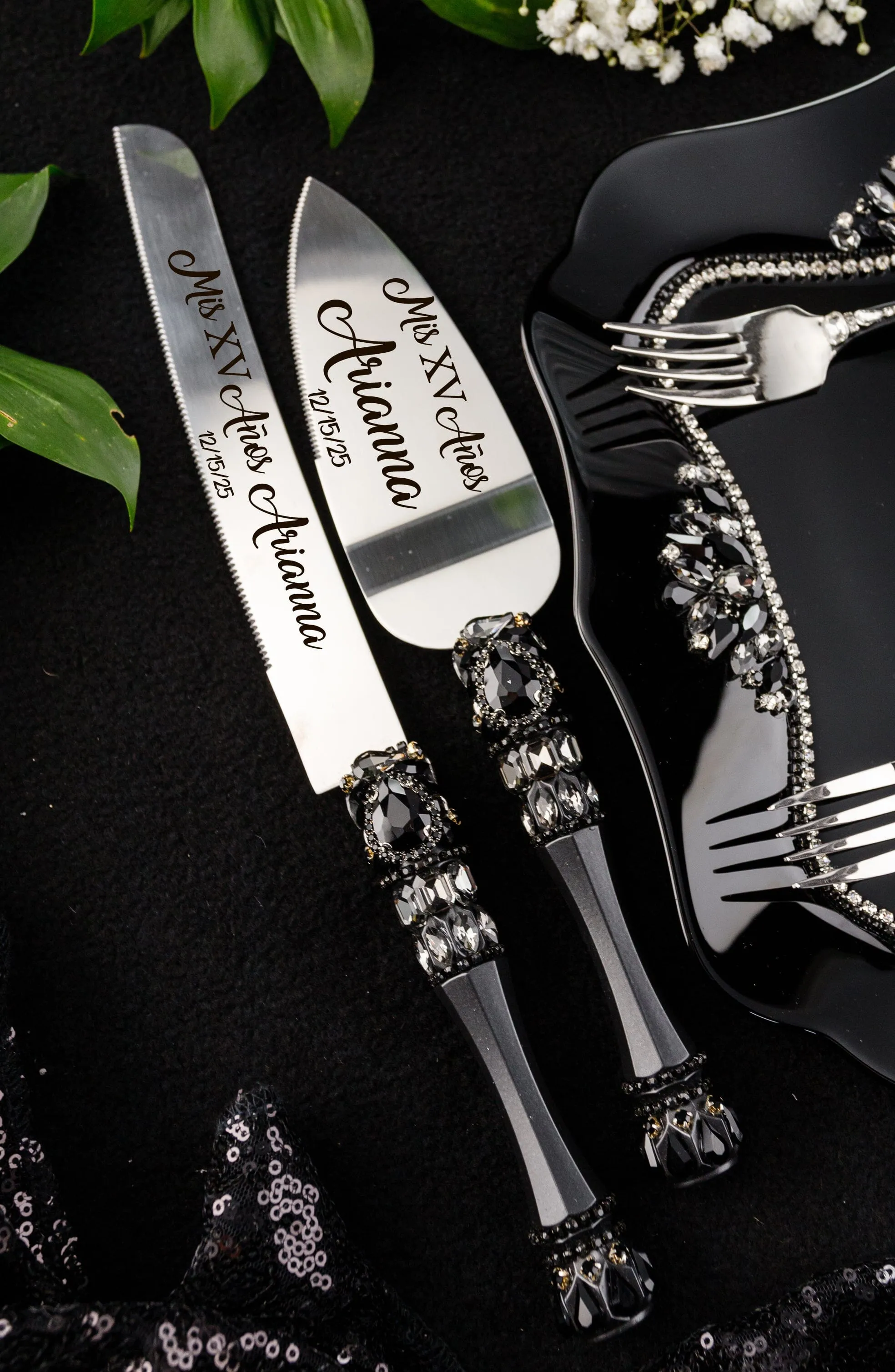 Black Gothic Quinceanera cake knife and server