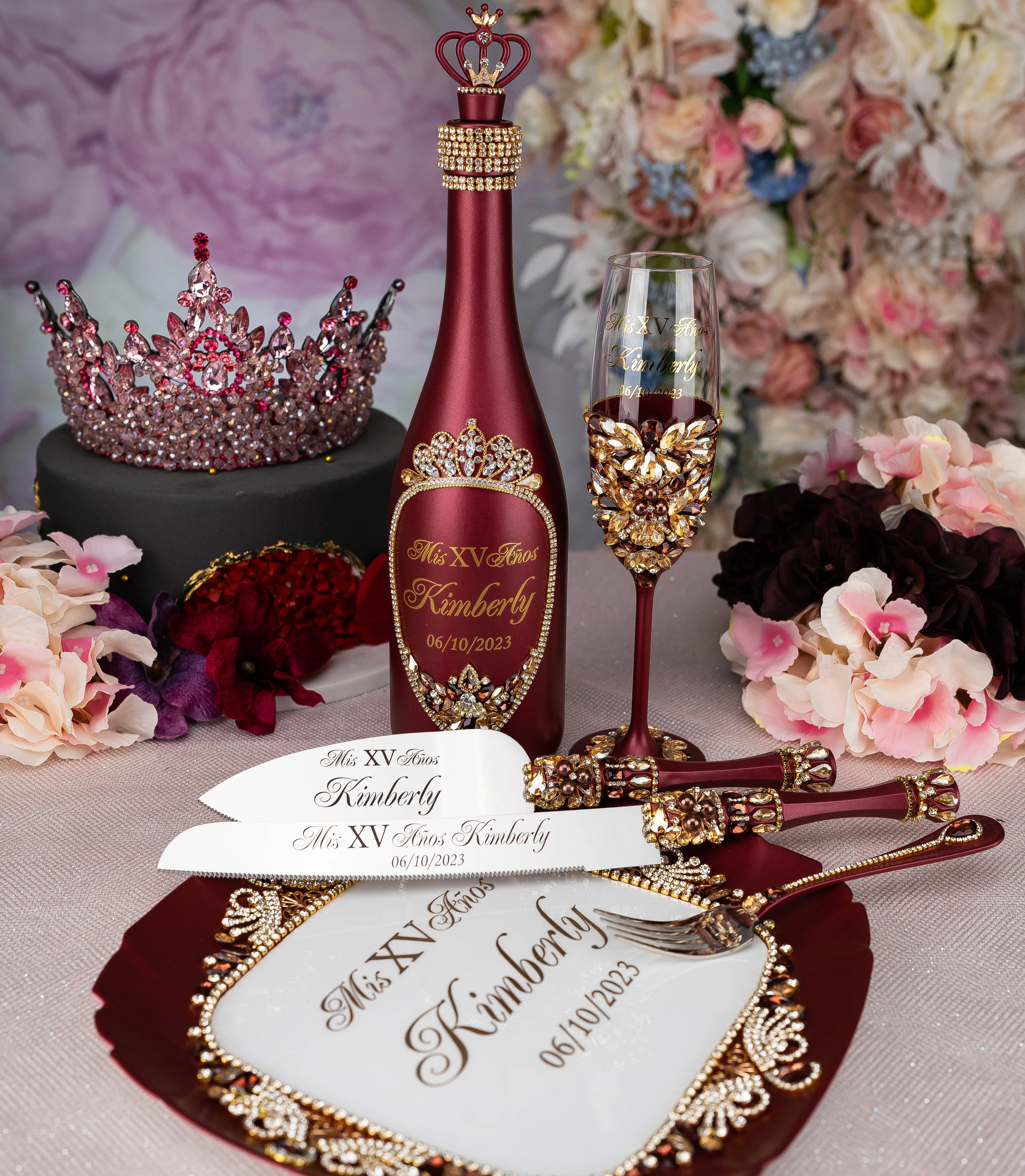 Burgundy quinceanera cake knife set with 2 glasses