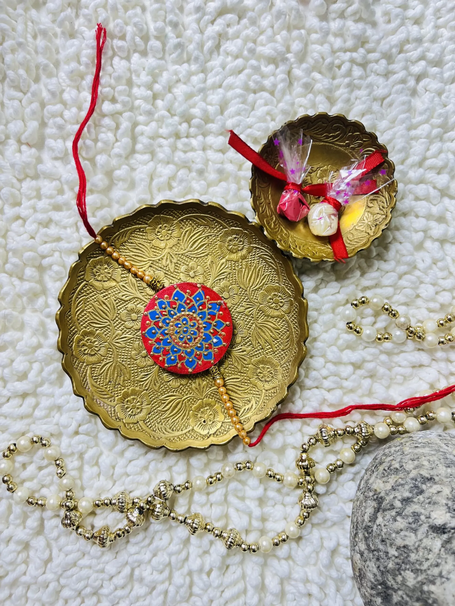 CHITRAPOTLI Unique Design Peacock Box Handpainted Raksha Bandhan Rakhi Gift Hamper for Brother Rakhi with Fridge Magnet Gift, (Color:- Red Mandala)