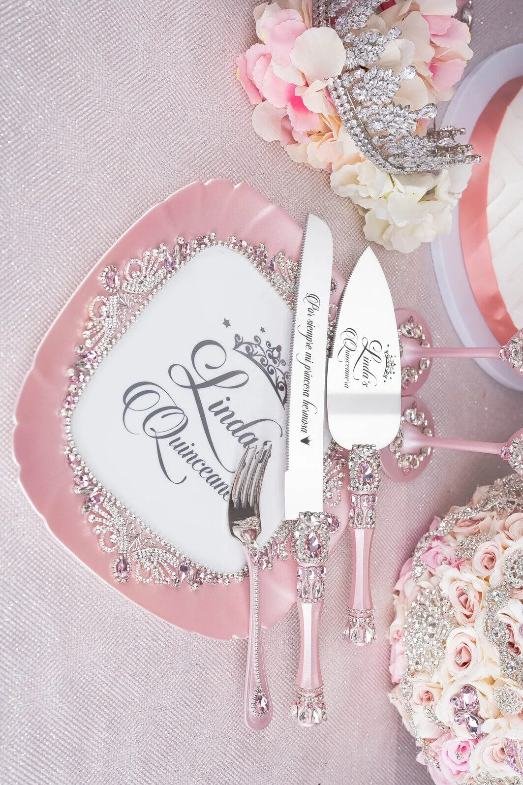 Pink quinceanera cake knife set with plate and fork