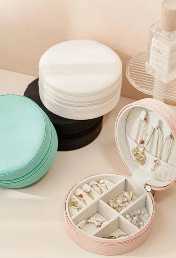 Pretty Little Travel Jewelry Case-Round Ivory