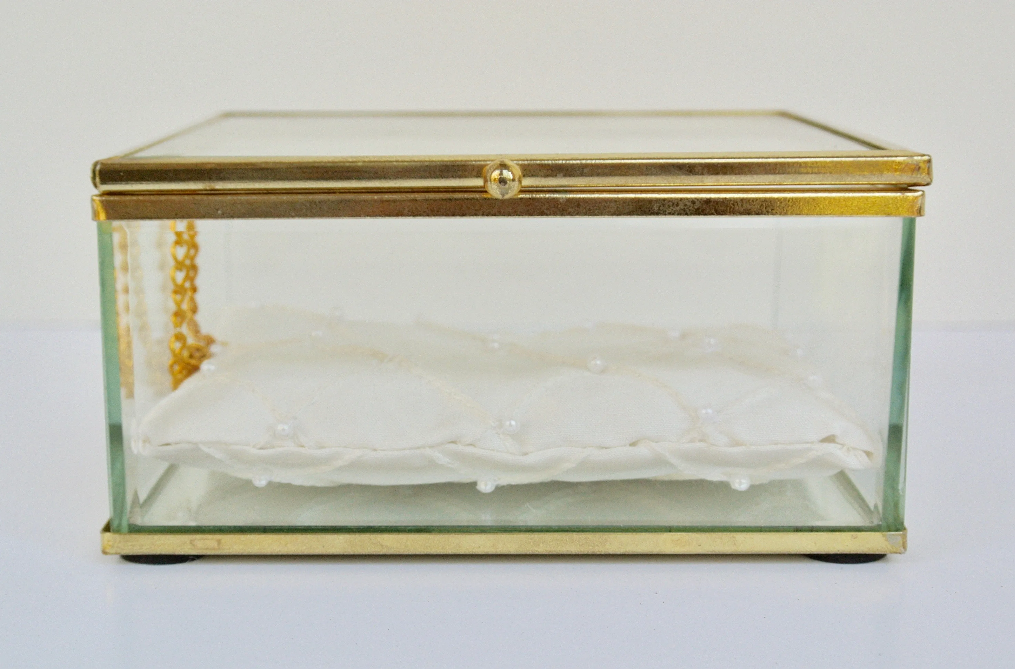 Take A Peak Jewelry Box (medium)